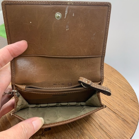 Coach Brown Leather Vintage Key Ring Card Holder Mini Wallet - Picture 3 of 9